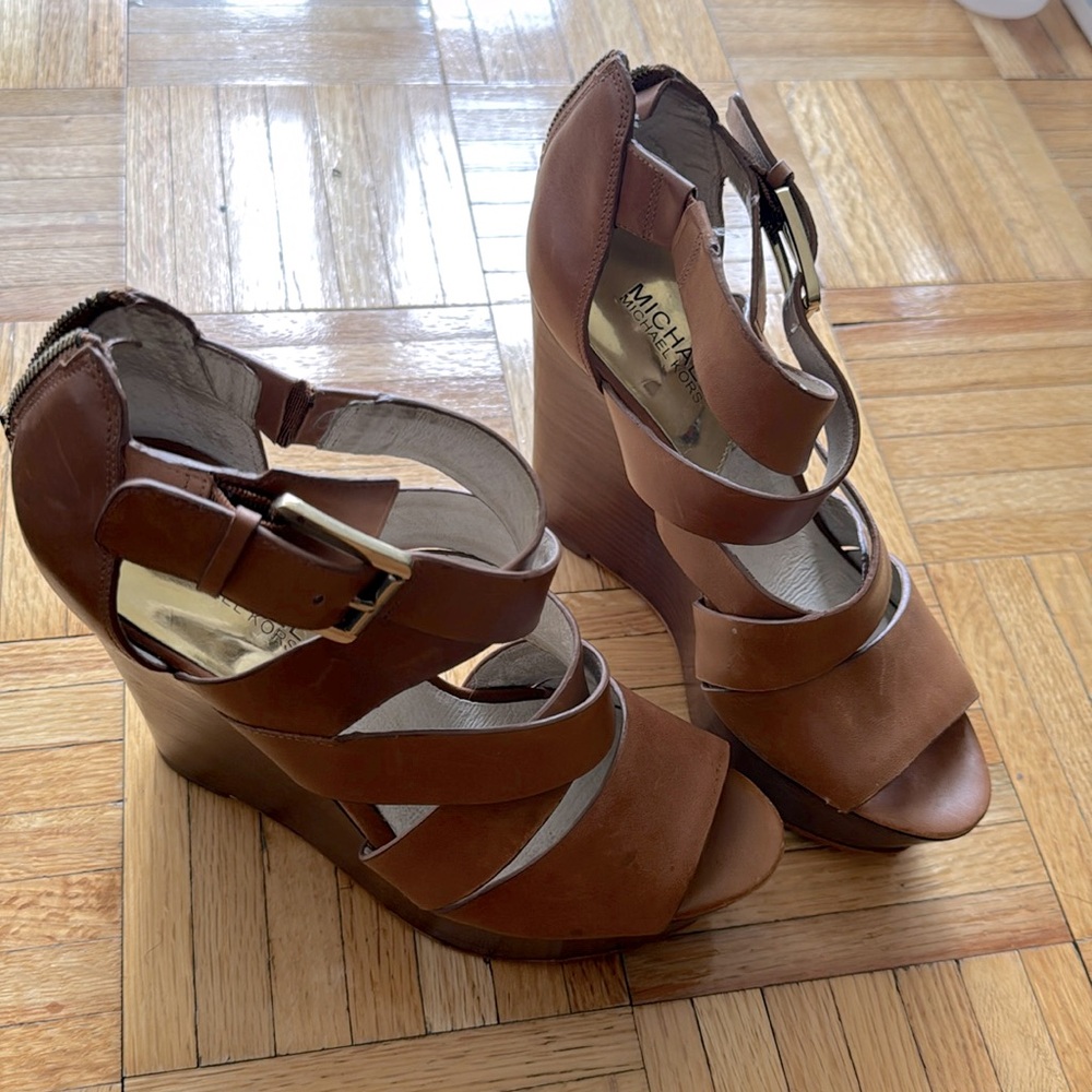 Wedge sandals